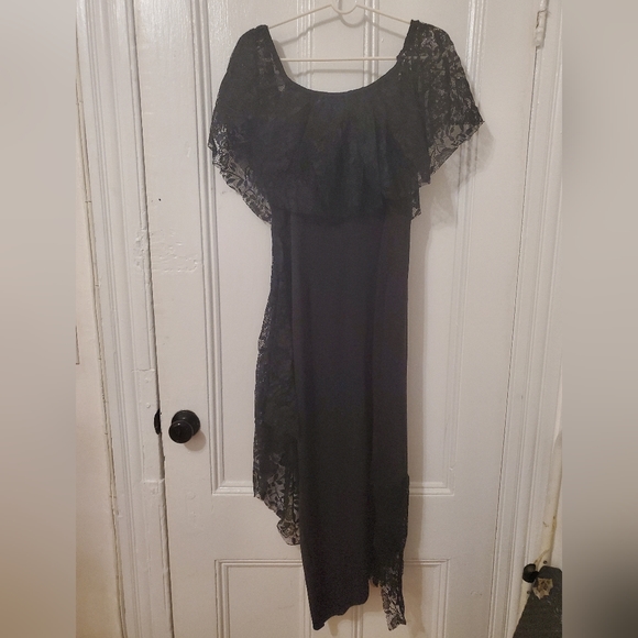 Shein Plus Off Shoulder Contrast Lace Ruffle Trim Belted Dress - Picture 5 of 7